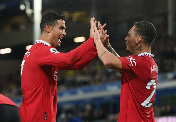Cristiano Ronaldo e Antony marcaram para o United