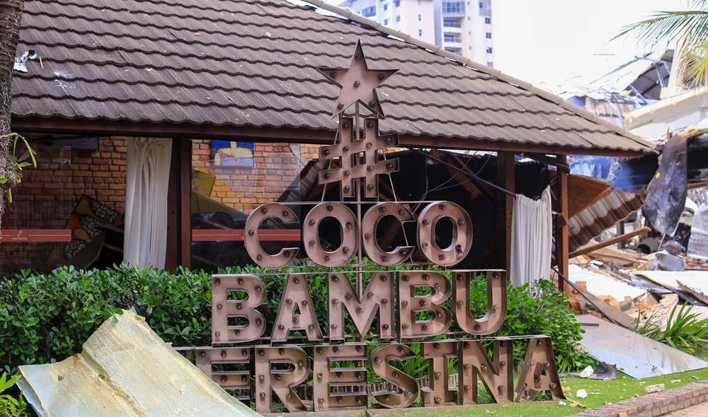 Fachada do restaurante Coco Bambu