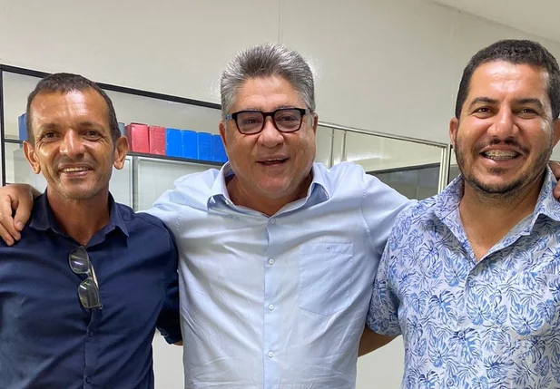 João Mádison com ex-prefeito Batista e o empresário Ramon Paulo