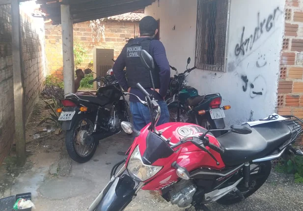 Motos recuperadas pela Polícia Civil do Piauí