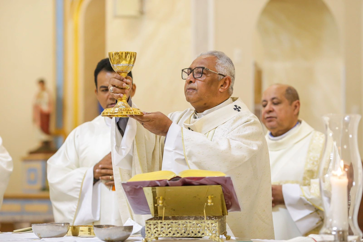 Arcebispo Dom Juarez Sousa durante missa