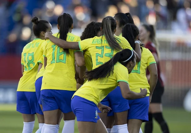 Seleção Brasileira vence Canadá em jogo de estreia de Arthur Elias