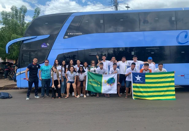 Estudantes-atletas da Rede Estadual do Piauí participam do I Campeonato de Futsal Escolar em Salvador