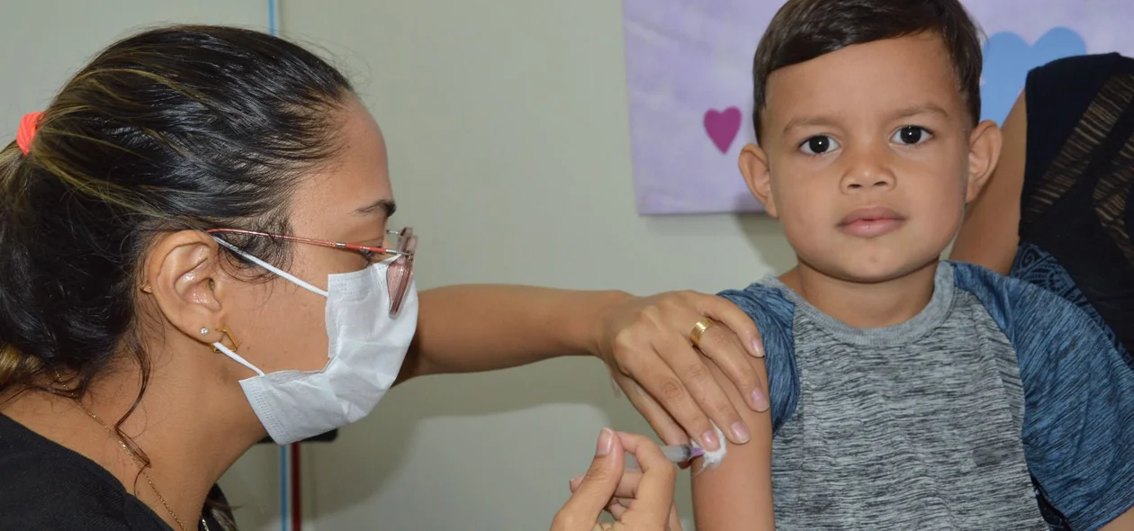 Vacinação contra COVID