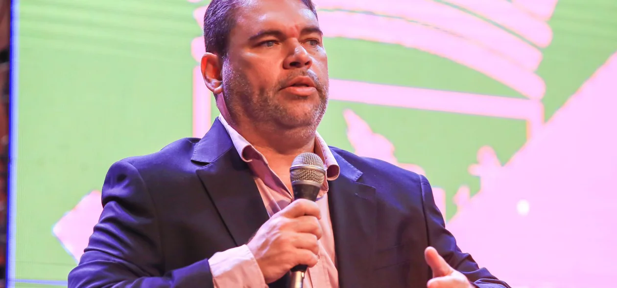 James Guerra, Secretário da SEMDUH