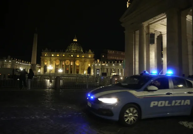 Motorista que tentou invadir o Vaticano foi preso