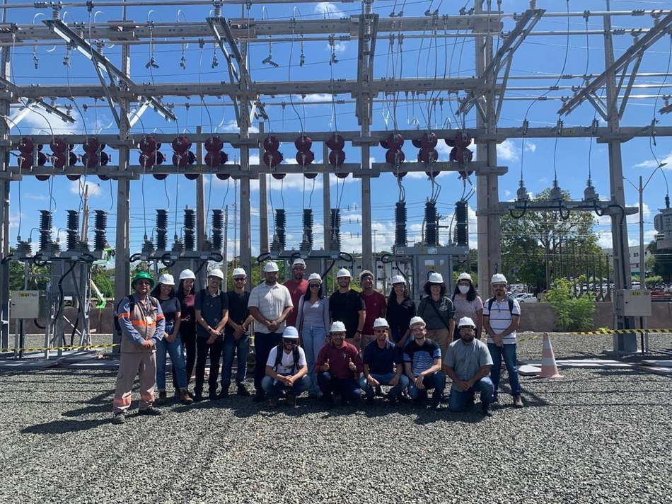 Alunos de Engenharia Elétrica participam de visitação a estrutura operacional da Equatorial Piauí