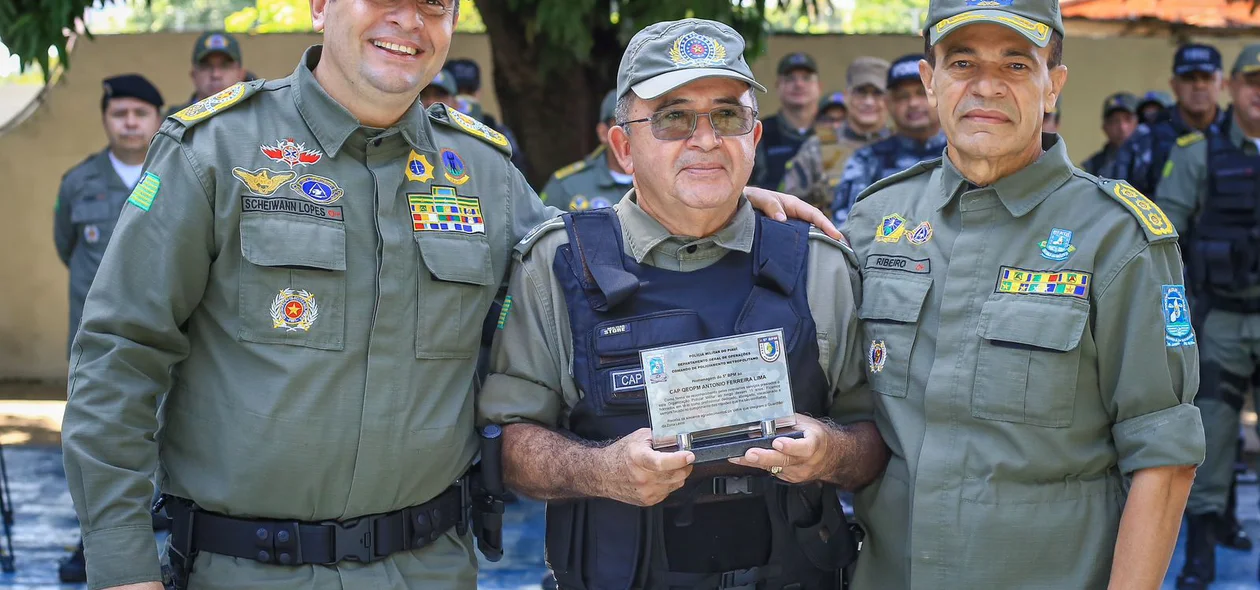 Capitão Lima, um dos policiais homenageados