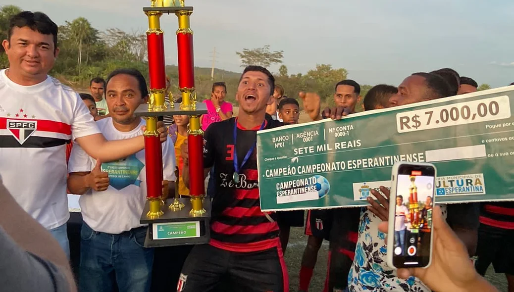 Olho D’água dos Negros ganha Campeonato Futebol em Esperantina