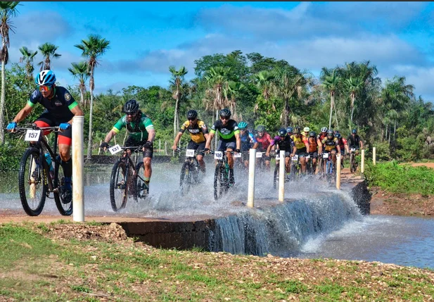 Ciclistas que participaram da 37ª edição do Enduro do Jenipapo