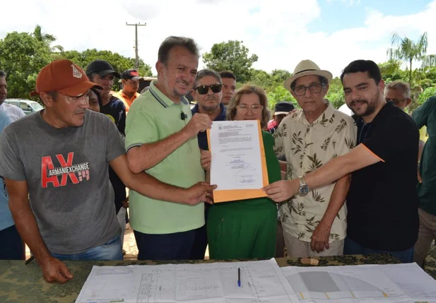 Ordem de serviço para a construção de um Ginásio Poliesportivo na localidade Água Fria