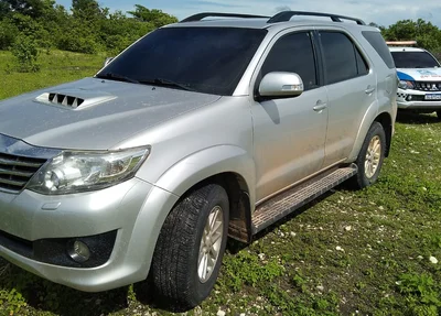 Polícia Militar localizou carro roubado no Ceará