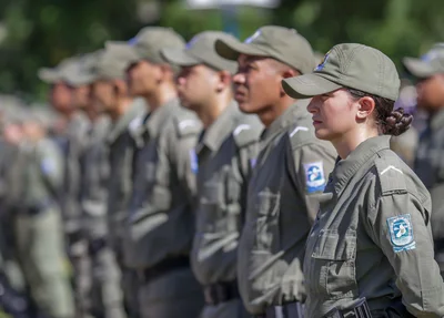 Policiais militares são homenageados no Dia de Tiradentes