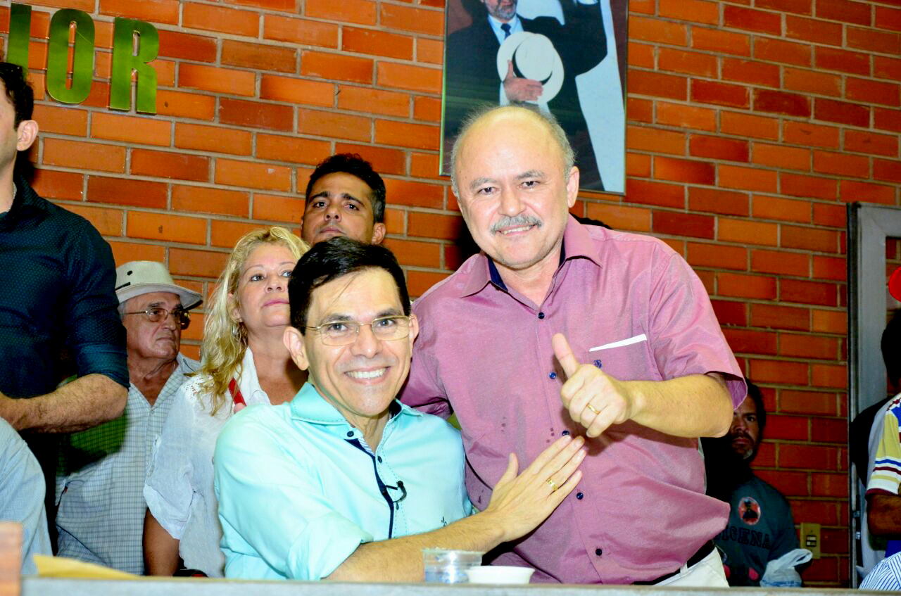  Amadeu Campos e o vice Décio Solano