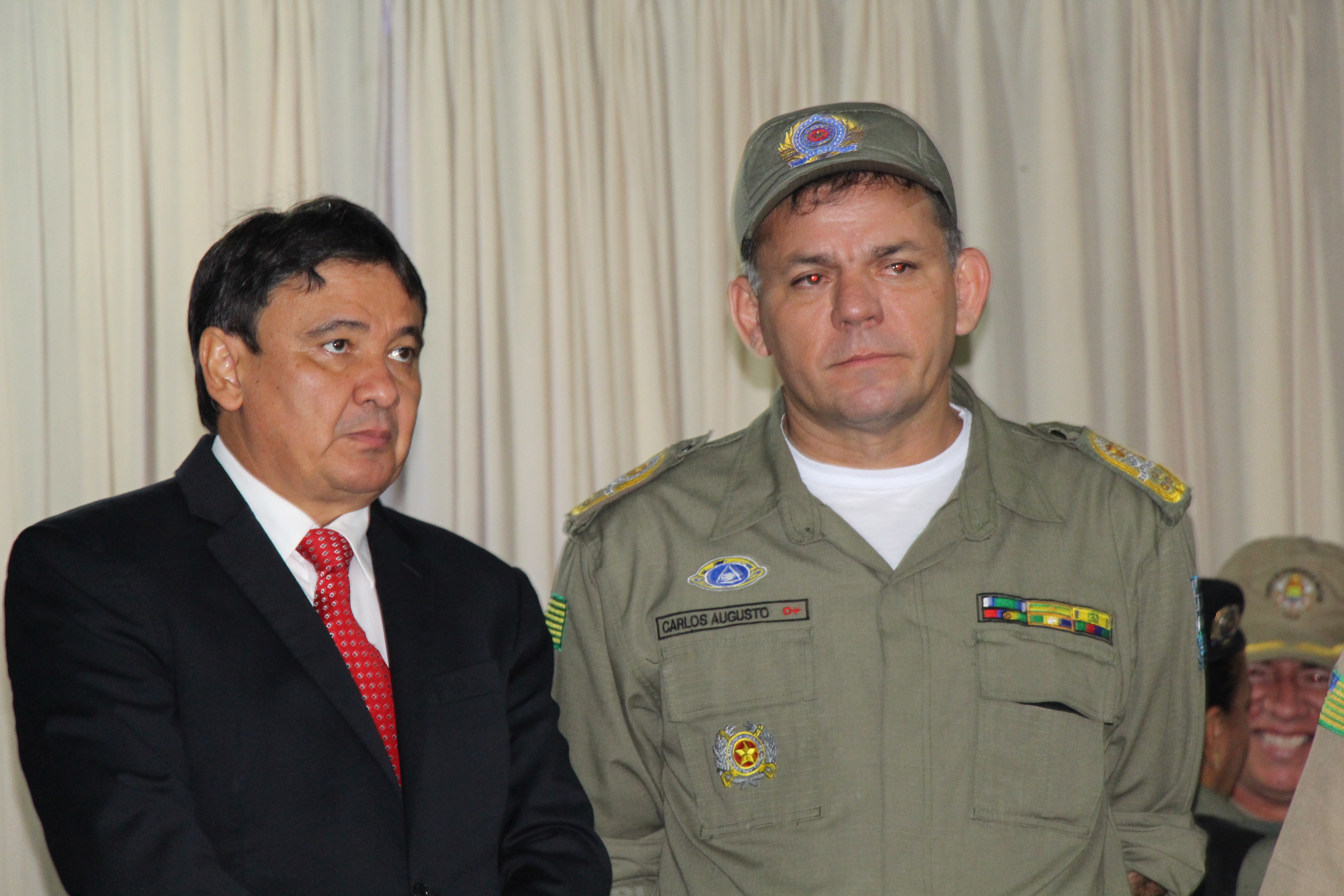 Governado Wellington Dias e coronel Carlos Augusto 