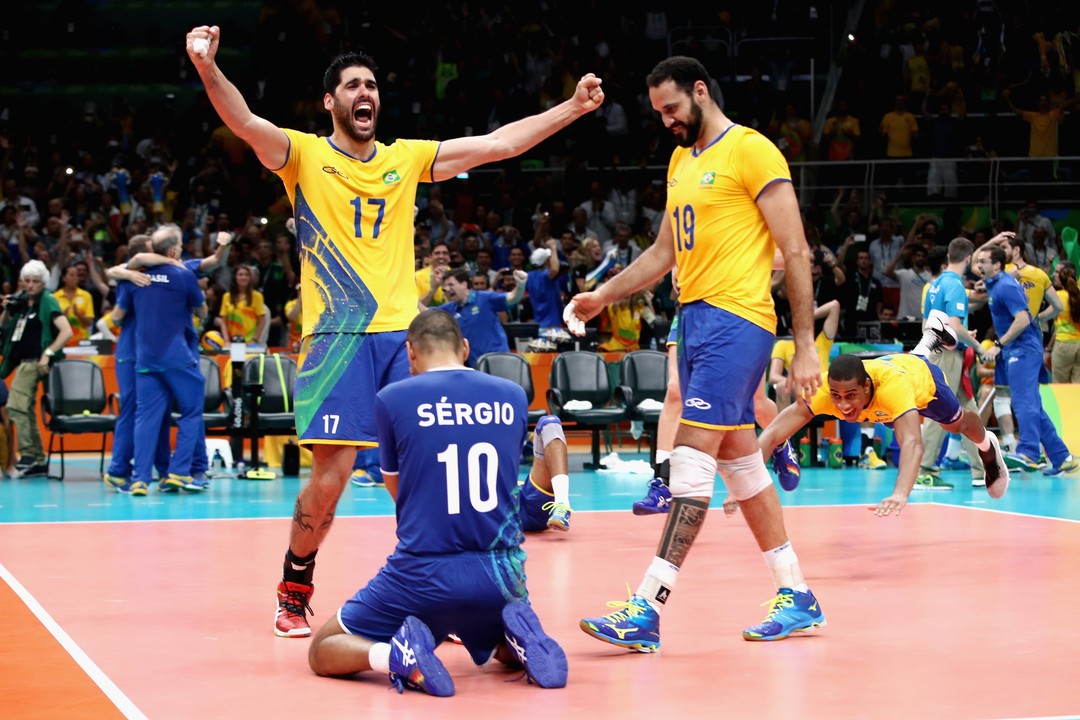Brasil vence Itália e comemora medalha de ouro.jpg