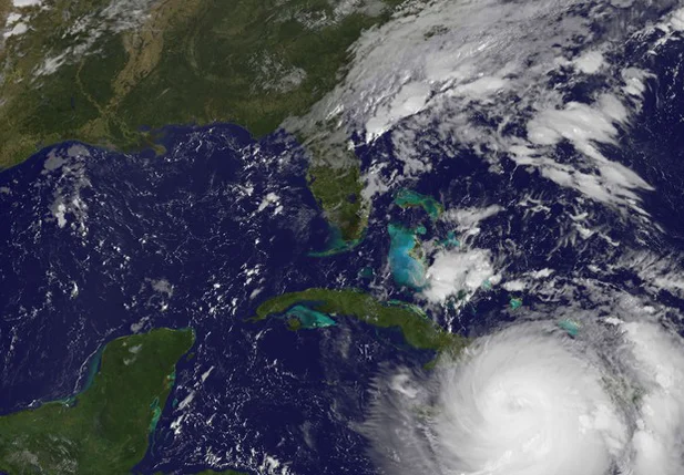 Obama adia comício por ameaça de furacão na Flórida