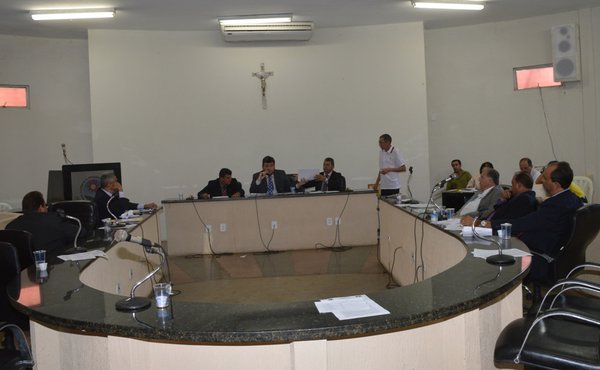 Câmara de Vereadores aprova orçamento de Picos para 2017 - GP1
