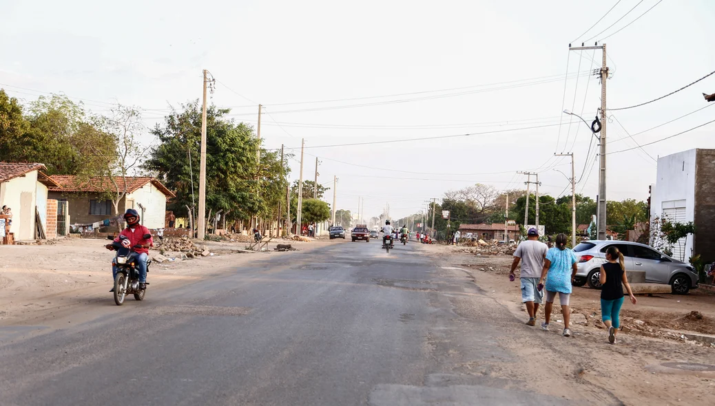 Avenida Poty, bairro Santa Maria da Codipi