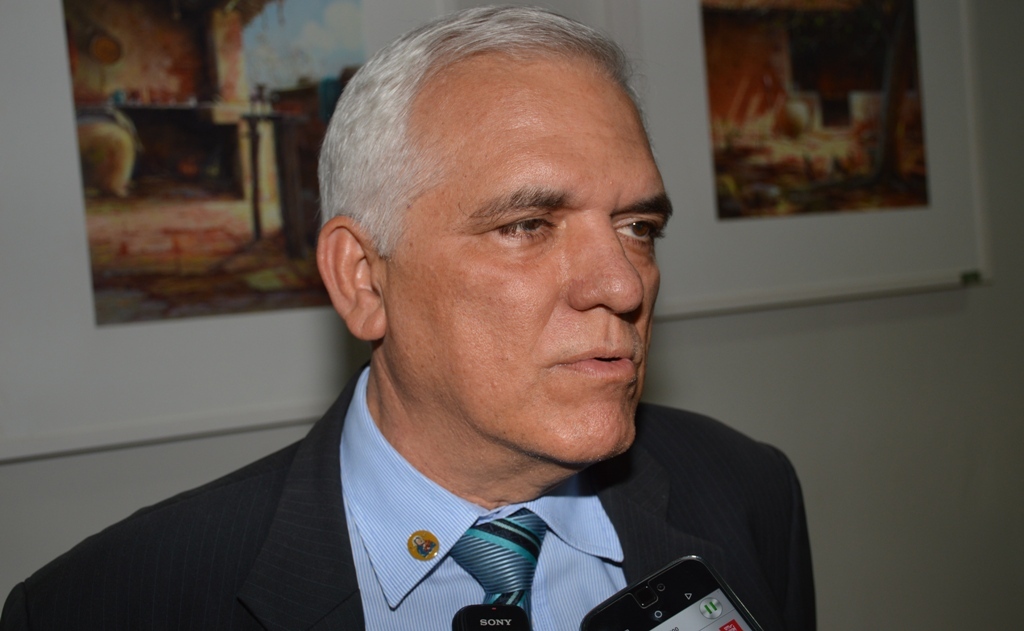 Presidente da Assembleia Legisltiva do Piauí, deputado Themistocles Filho (PMDB)