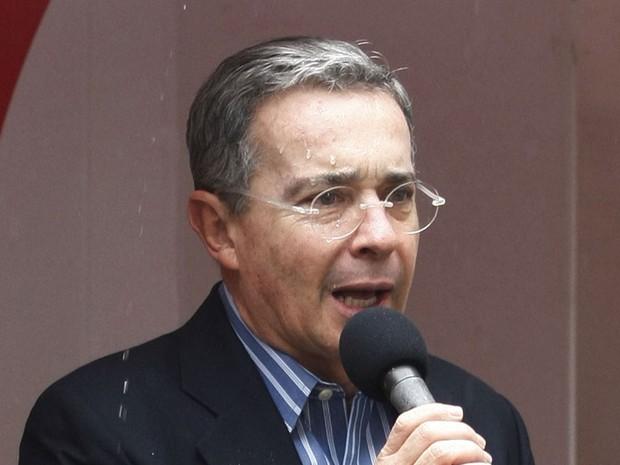 Ex-presidente colombiano Álvaro Uribe