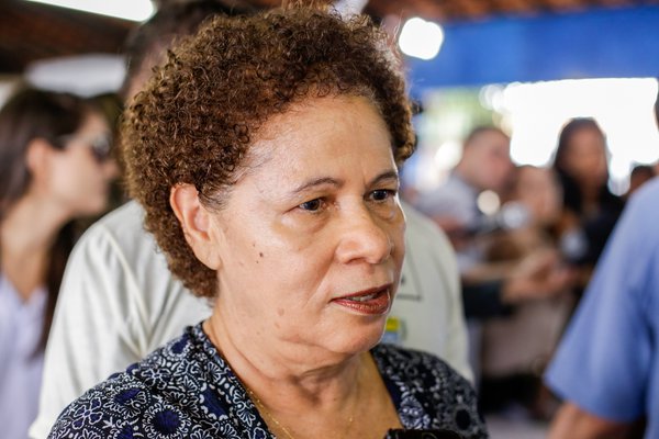 Regina Sousa defende novas eleições após crise entre poderes - GP1