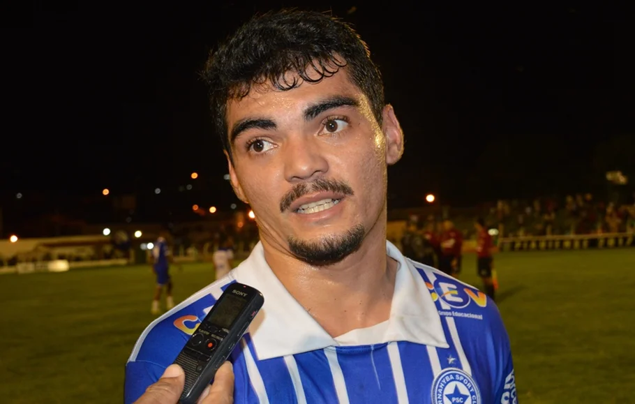 Da Silva, autor do segundo gol do Parnahyba