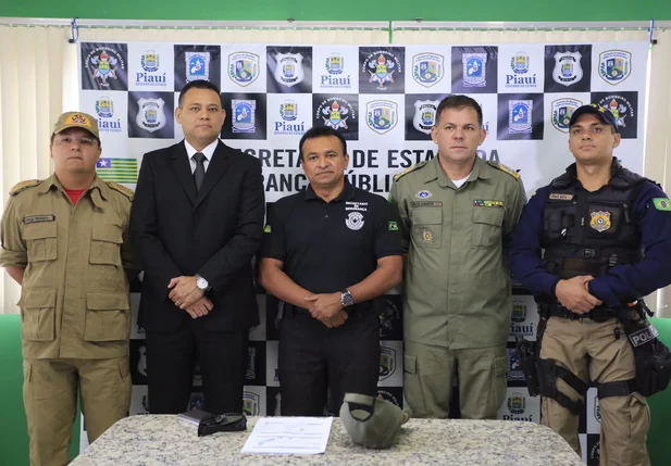 Coronel Carlos Frederico,  Riedel Batista, Fábio Abreu, coronel Carlos Augusto e Jonas Mata