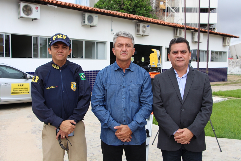 Superintendente Welendal Leal e prefeitos do sul do Piauí