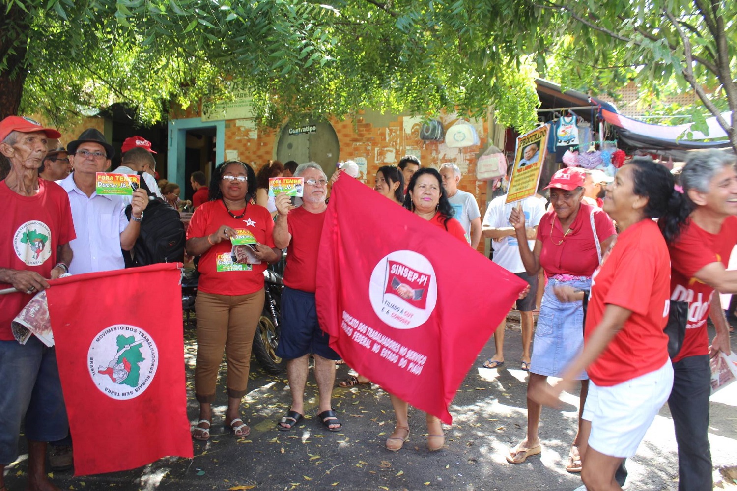 Movimentos debatem reformas do governo no Mercado do Parque Piauí