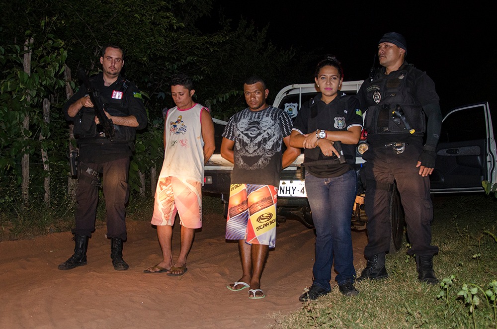 Homens são presos pela Polícia Civil