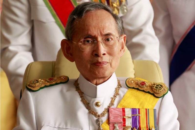 Rei Bhumibol Adulyadej, morto em outubro de 2016