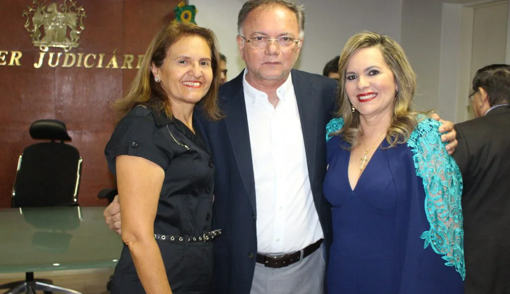 Juíza Lígia Sampaio com o marido e amiga