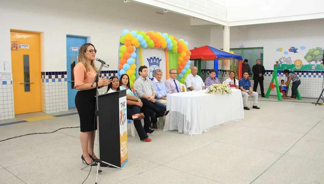 Secretária estadual de educação, Rejane Dias fala sobre a parceria com a prefeitura