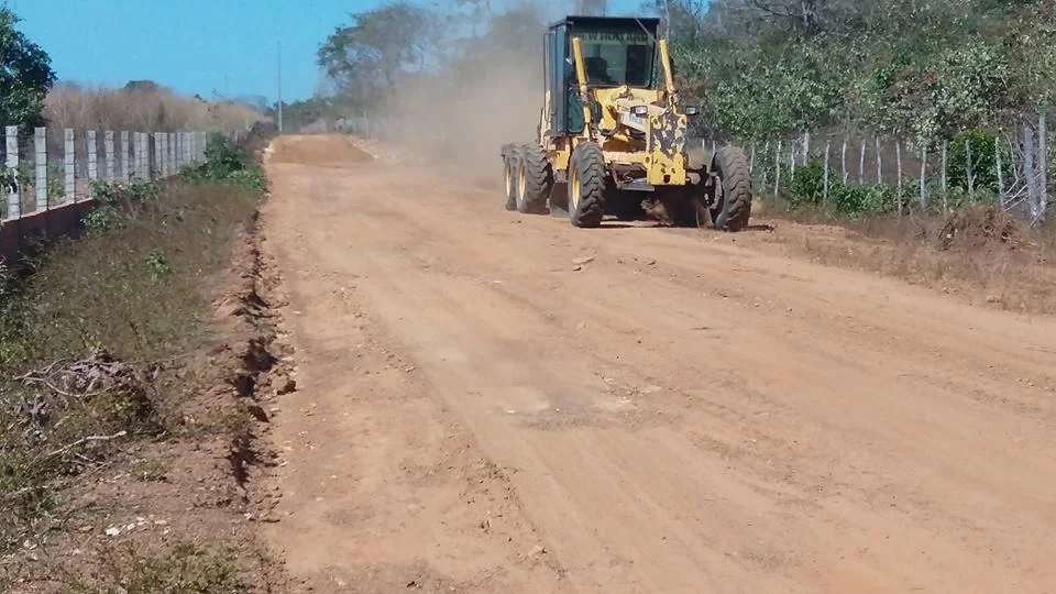 Obras de recuperação da estrada