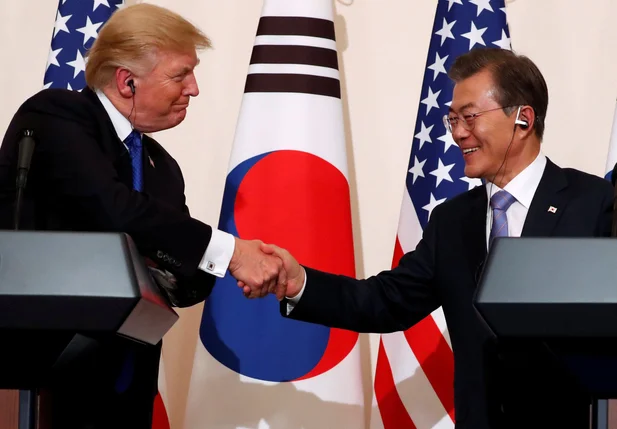 Donald Trumpo e presidente da Coreia do Sul, Moon Jae-in