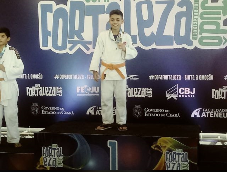 Paulo Henrique foi campeão da Sub13 na Copa Internacional de Judô