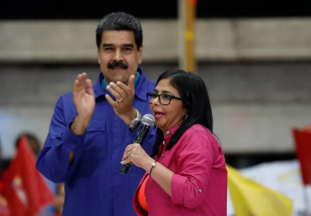 Presidente, Nicolás Maduro e a vice-presidente da Venezuela, Delcy Rodriguez