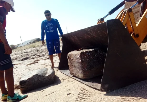 Pacote encontrado em praia de Luís Correia