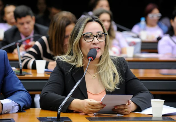 Deputada Rejane Dias