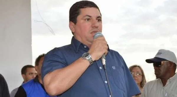 Adriano Veloso