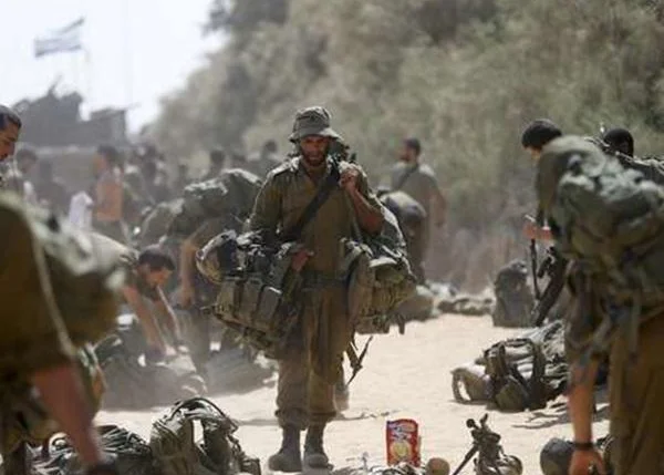 Israel anuncia retirada total das tropas na Faixa de Gaza 
