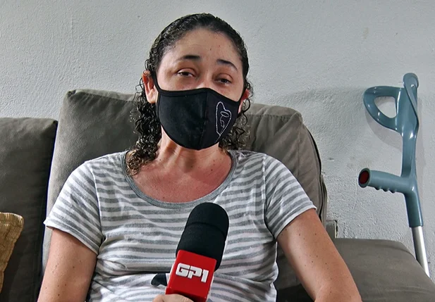 Mulher pede ajuda para tratamento contra doença rara no Piauí