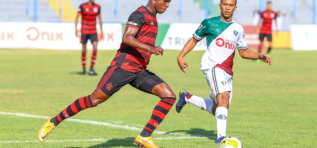 O Flamengo venceu por 1 a 0 o Fluminense-PI