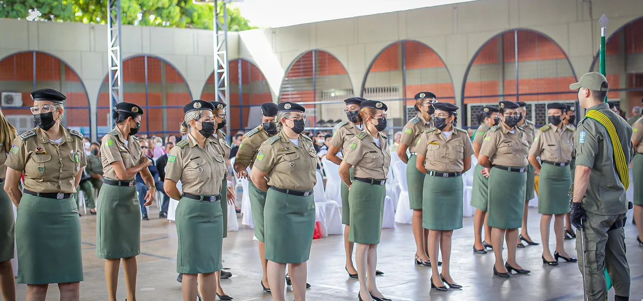 Policiais militares mulheres foram homenageadas