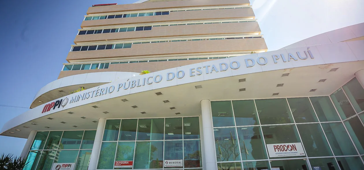 Sede do Ministério Público do Piauí, na Avenida Lindolfo Monteiro