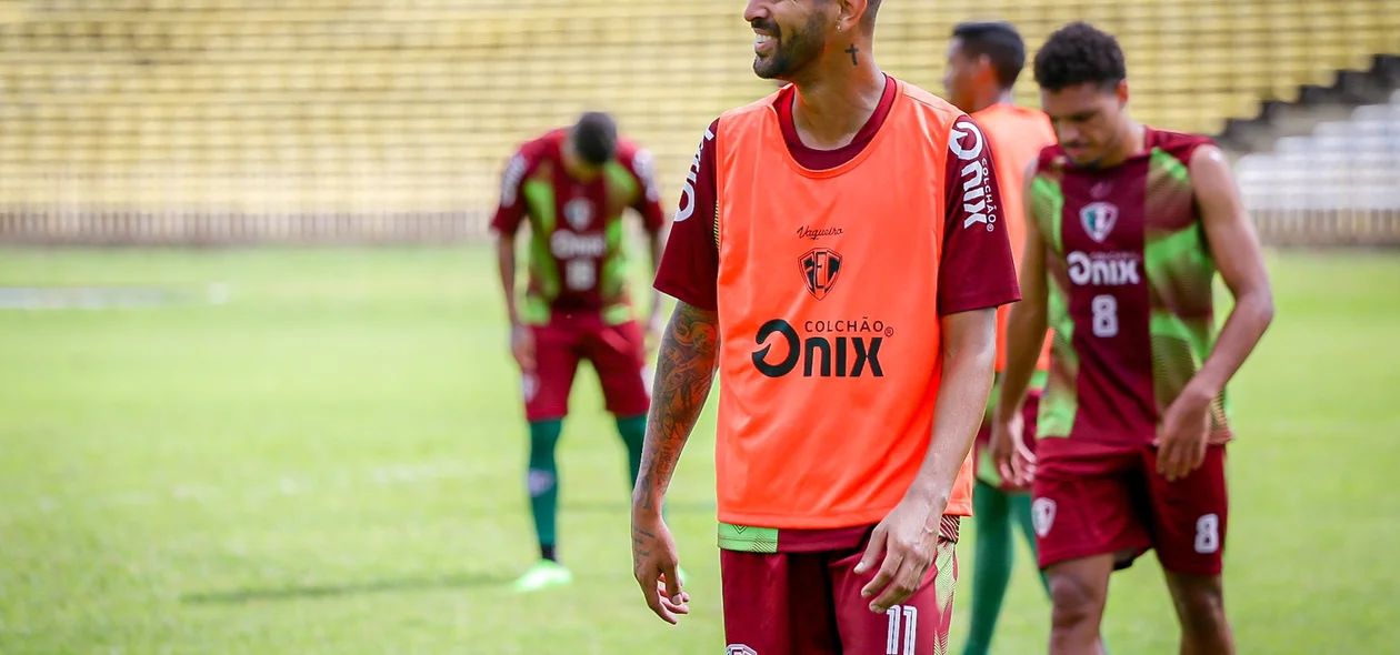 Augusto durante o treino recreativo do Fluminense Pi