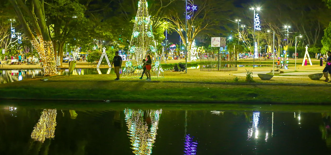 Decoração natalina em Teresina é inaugurada no Parque da Cidadania