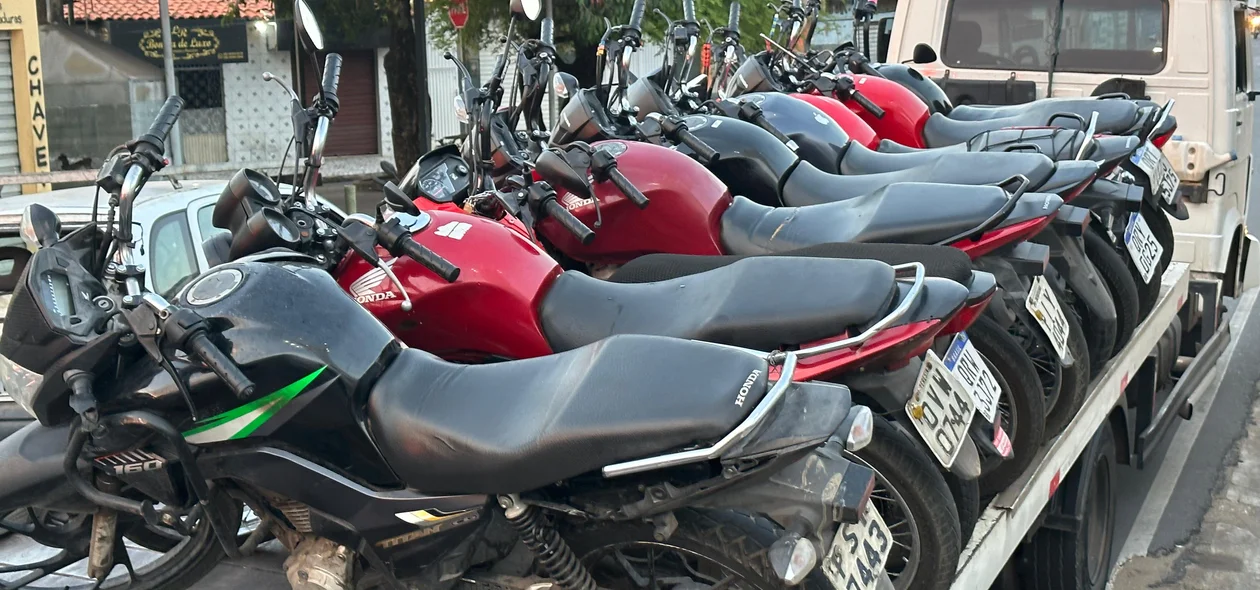 Motocicletas apreendidas durante a Operação Silêncio e Paz