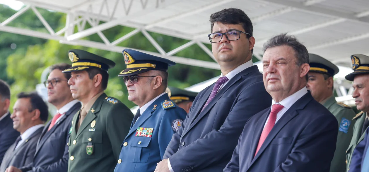 Secretário de Segurança Chico Lucas, presidente do TJ-PI Hilo de Almeida e comandante do CBMEPI José Arimatéia Rêgo